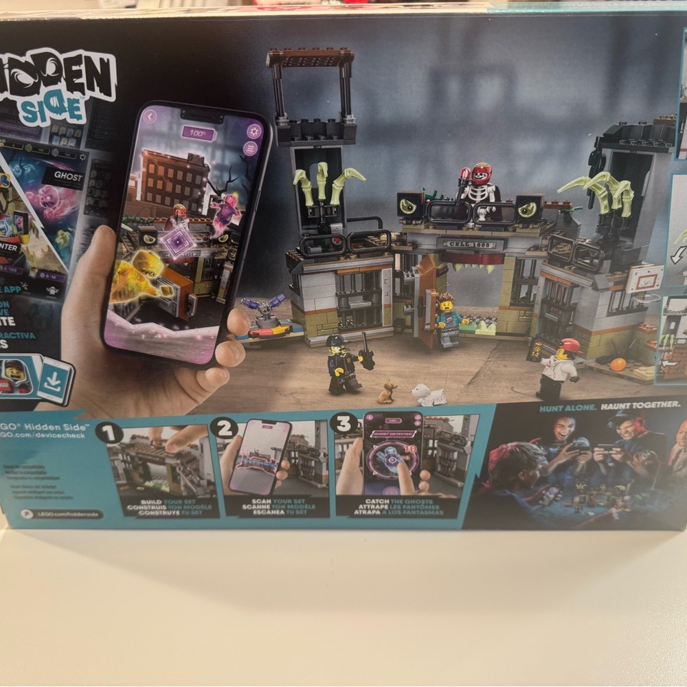 LEGO Hidden Side Graveyard Mystery Set - Multicolor